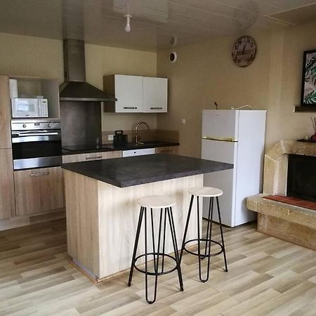 Maison Les Vieilles Cours Blosville Екстериор снимка