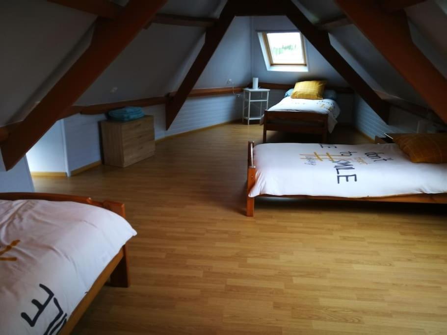 Maison Les Vieilles Cours Blosville Екстериор снимка