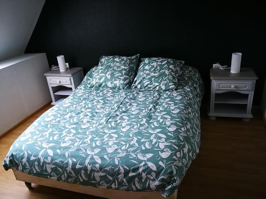 Maison Les Vieilles Cours Blosville Екстериор снимка